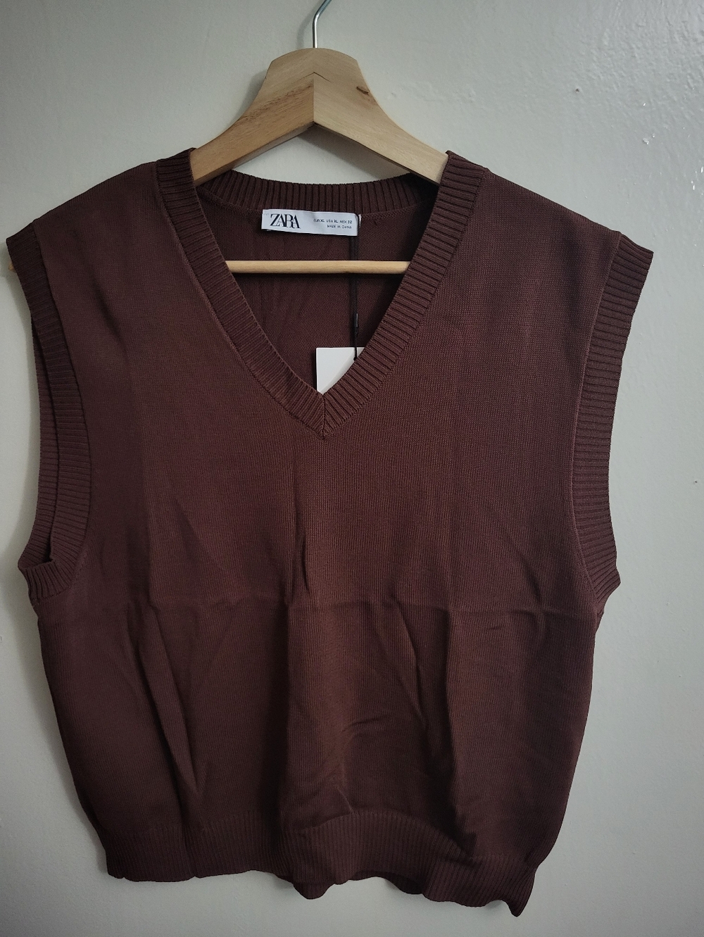 Zara Chocolate Brown V-Neck Knit Sweater Vest XL